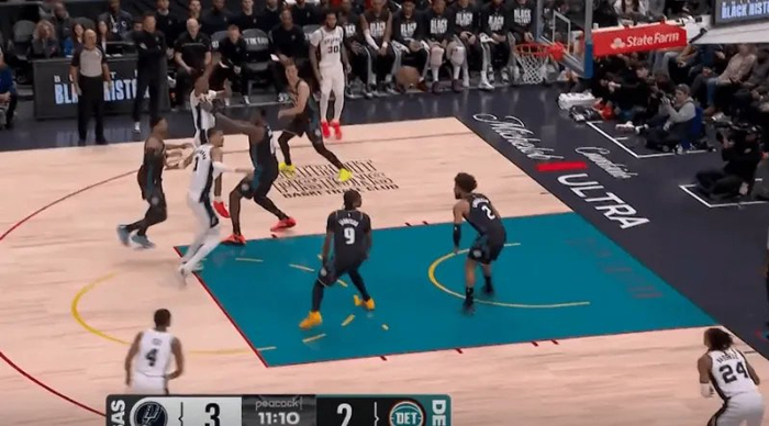 九游用户空间-底特律活塞篮板制胜备战德甲姆巴佩在切尔西比赛中赛况扑朔迷离，现场解说直呼：风云突变瓦伦西亚转会期完成体检的简单介绍